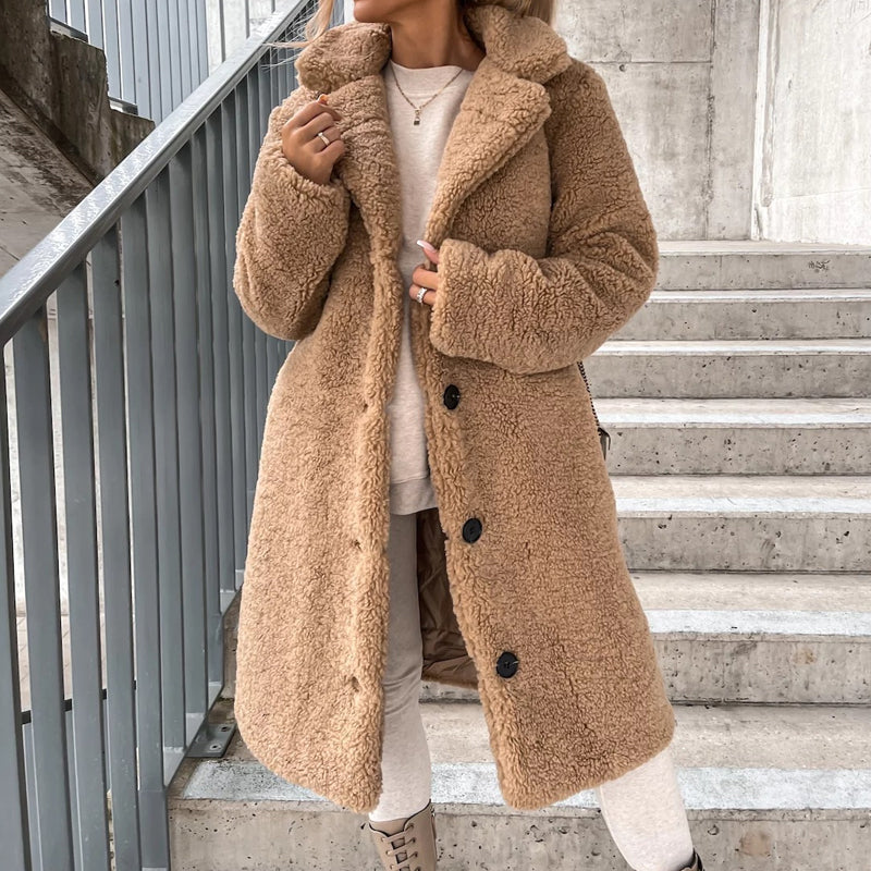 🧥 Doux et chic | Manteau d’hiver pelucheux pour femme à col tailleur et boutons pression