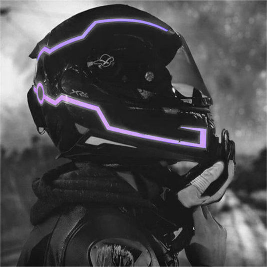 LED světlo na motocyklovou helmu