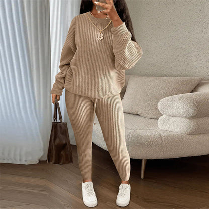 ✨ Cet ensemble 2 pièces pour femme en maille côtelée joue la carte décontractée — facile à porter au quotidien 🧶